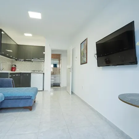 Vesper Suites Апартаменты Турунч